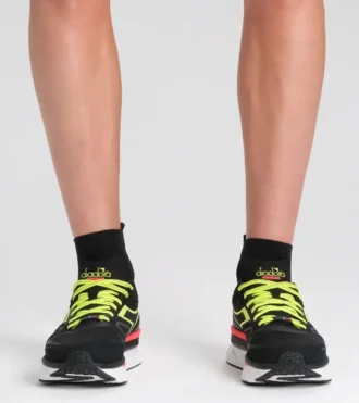 Atomo V7000-2 Scarpa da corsa Made in Italy – Leggerezza e ammortizzazione – Tutti i generi