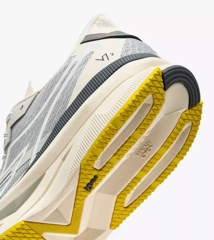 Atomo V7000-2 Scarpa da corsa Made in Italy – Leggerezza e ammortizzazione – Tutti i generi