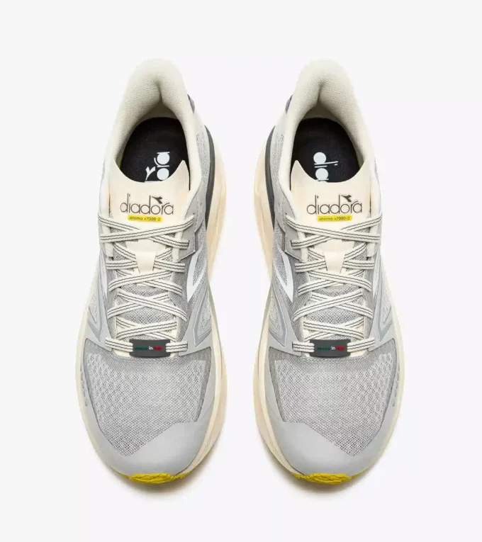 Atomo V7000-2 Scarpa da corsa Made in Italy – Leggerezza e ammortizzazione – Tutti i generi