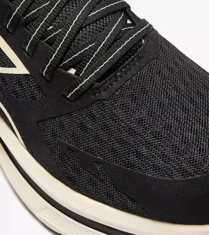 Cellula W Scarpa da corsa – Comfort e stabilità