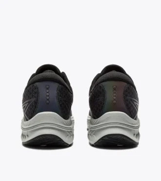 mythos blushield 10 vortice hip scarpa da corsa con dettagli riflettenti ammortizzazione e protezione 2 1 330x371 - Mythos Blushield 10 Vortice Hip Scarpa da corsa con dettagli riflettenti - Ammortizzazione e protezione