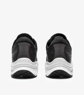 mythos blushield 10 vortice hip scarpa da corsa con dettagli riflettenti ammortizzazione e protezione 2 330x371 - Mythos Blushield 10 Vortice Hip Scarpa da corsa con dettagli riflettenti - Ammortizzazione e protezione