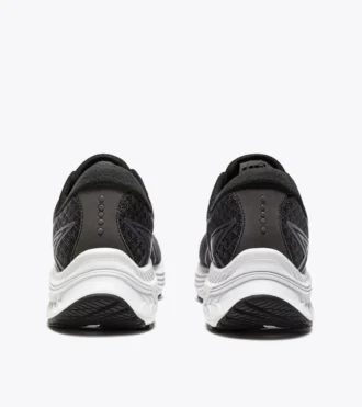 Mythos Blushield 10 Vortice Hip W Scarpa da corsa con dettagli riflettenti – Ammortizzazione e protezione