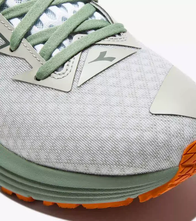 Mythos Blushield 10 Vortice Scarpa da running – Ammortizzazione e protezione