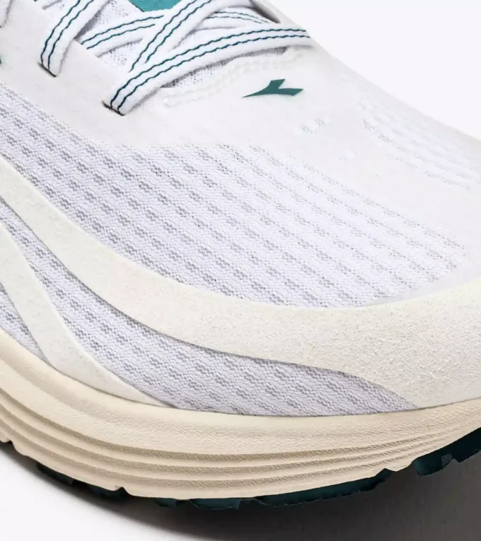 Mythos Blushield 9 Vortice Scarpa da corsa – Ammortizzazione e protezione