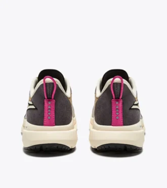 Mythos Blushield Volo 4 W 2030 Scarpa da running – Realizzata con materiali a ridotto impatto ambientale