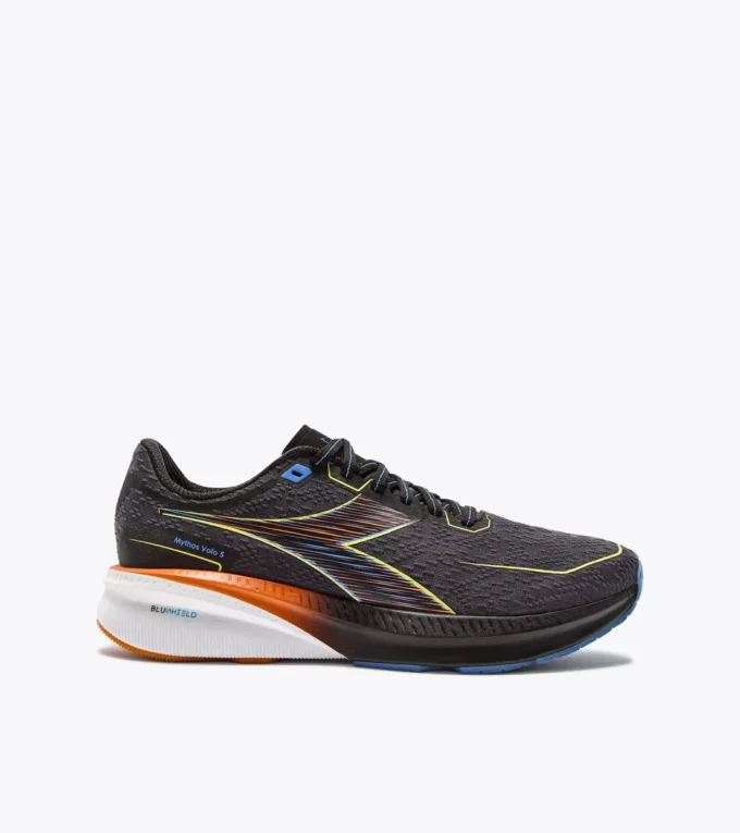 Mythos Blushield Volo 5 Scarpa da running – Stabilità e leggerezza