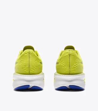 Mythos Blushield Volo 5 Scarpa da running – Stabilità e leggerezza