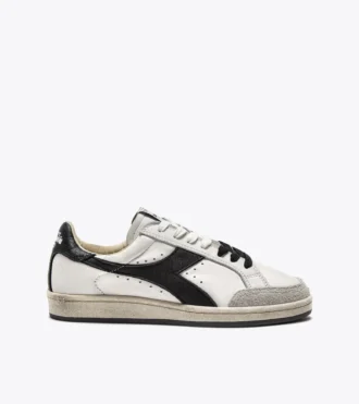 Prestige Used Sneaker Heritage realizzata in pelle