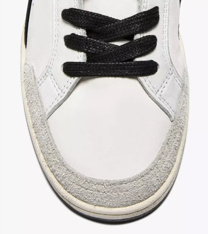 Prestige Used Sneaker Heritage realizzata in pelle