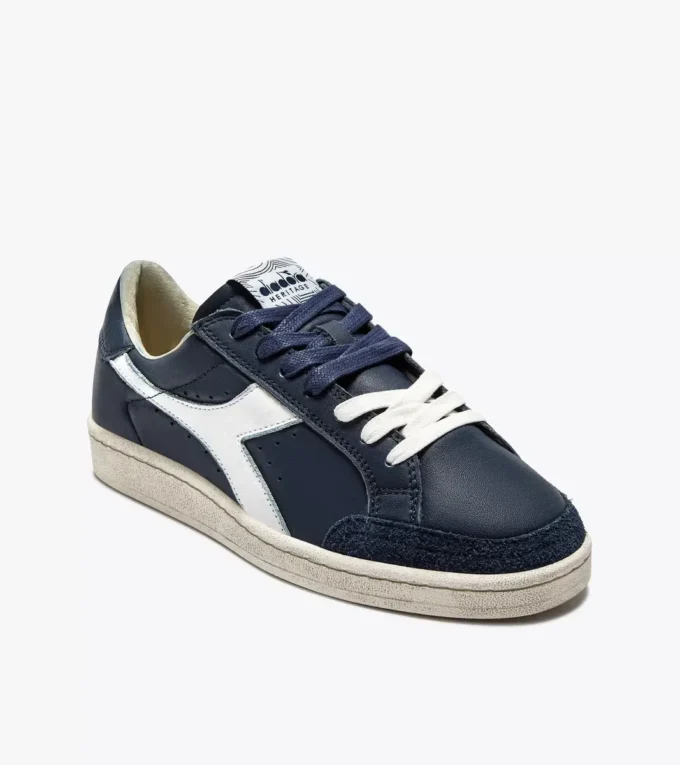 Prestige Used Sneaker Heritage realizzata in pelle