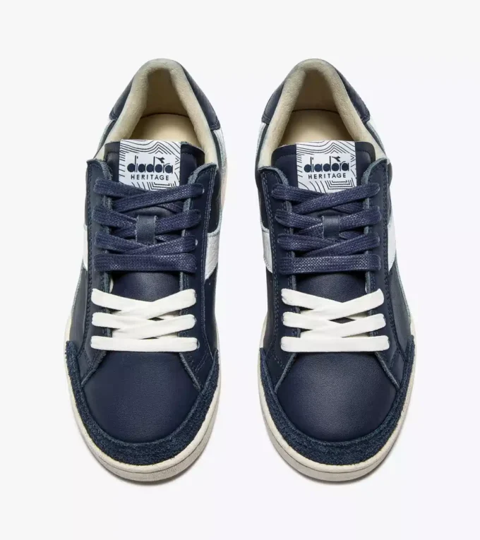 Prestige Used Sneaker Heritage realizzata in pelle