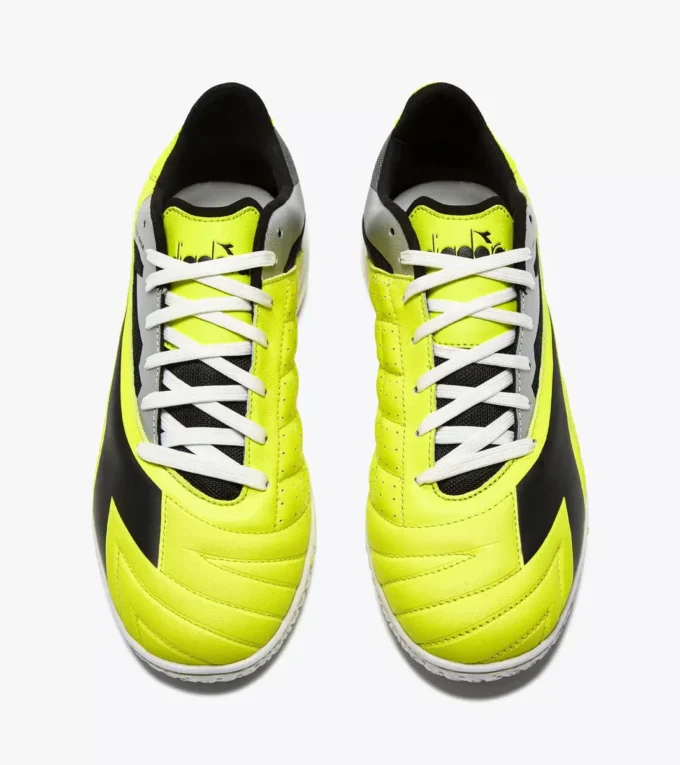 Scarpa da calcetto Brasil Icon Sala Id – Suola specifica per superfici indoor o in parquet