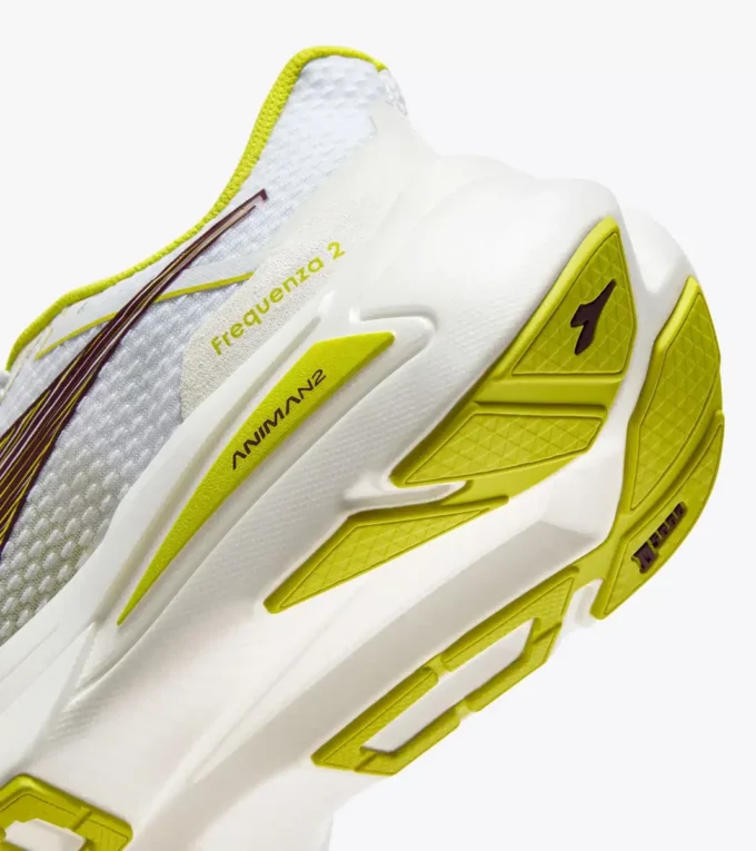 Scarpa da corsa Frequenza 2 W – Leggerezza e reattività