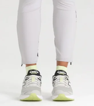 Scarpa da corsa Mythos Blushield Vigore 3 W – Stabilità e protezione