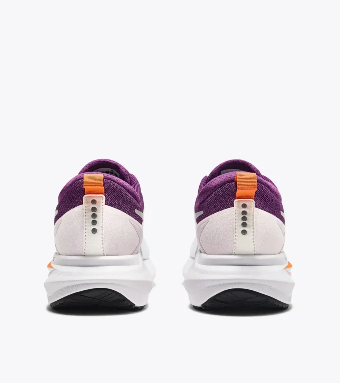 Scarpa da corsa Mythos Blushield Vigore 3 W – Stabilità e protezione