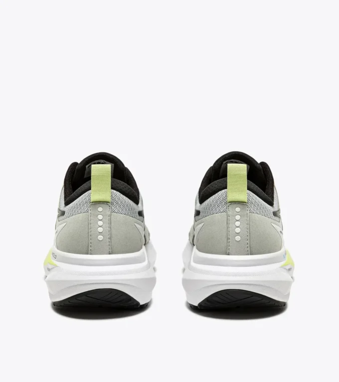 Scarpa da corsa Mythos Blushield Vigore 3 W – Stabilità e protezione