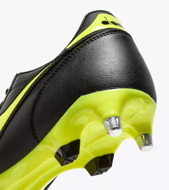 Scarpe da calcio Brasil Icon R Mph per terreni morbidi e bagnati