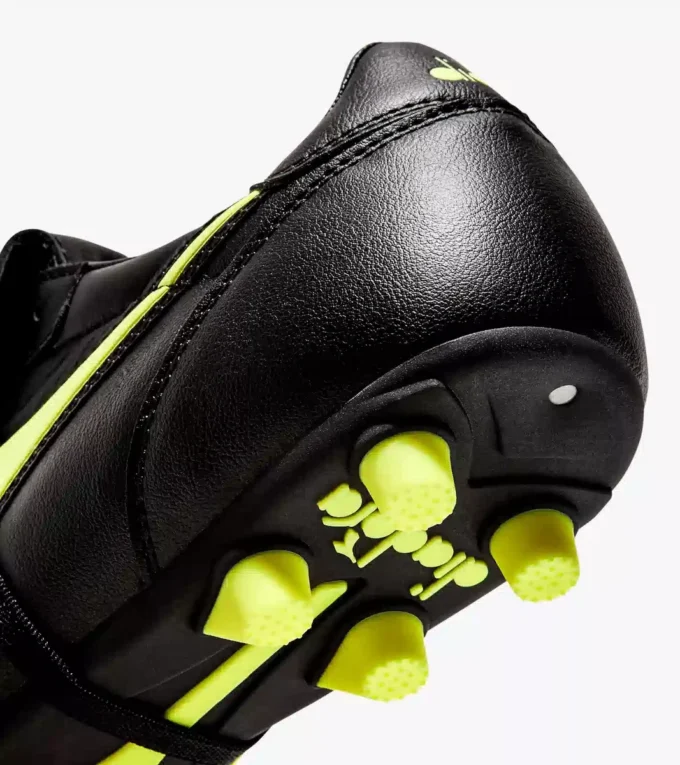 Scarpe da calcio Brasil Lt T Mdpu per terreni compatti