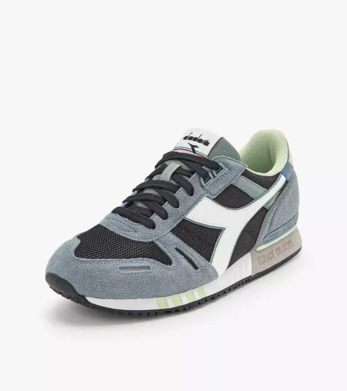 Titan Scarpe sportive