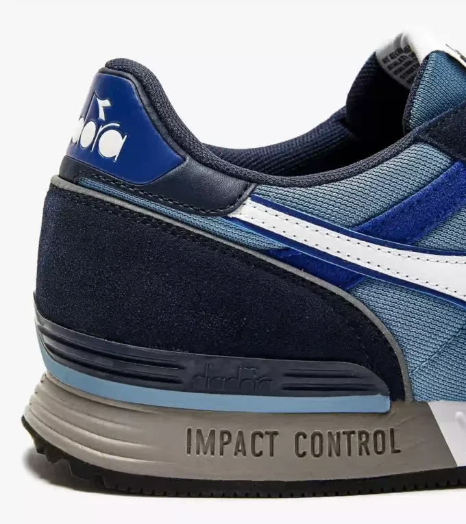 Titan Scarpe sportive