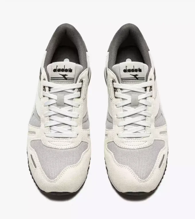 Titan Scarpe sportive